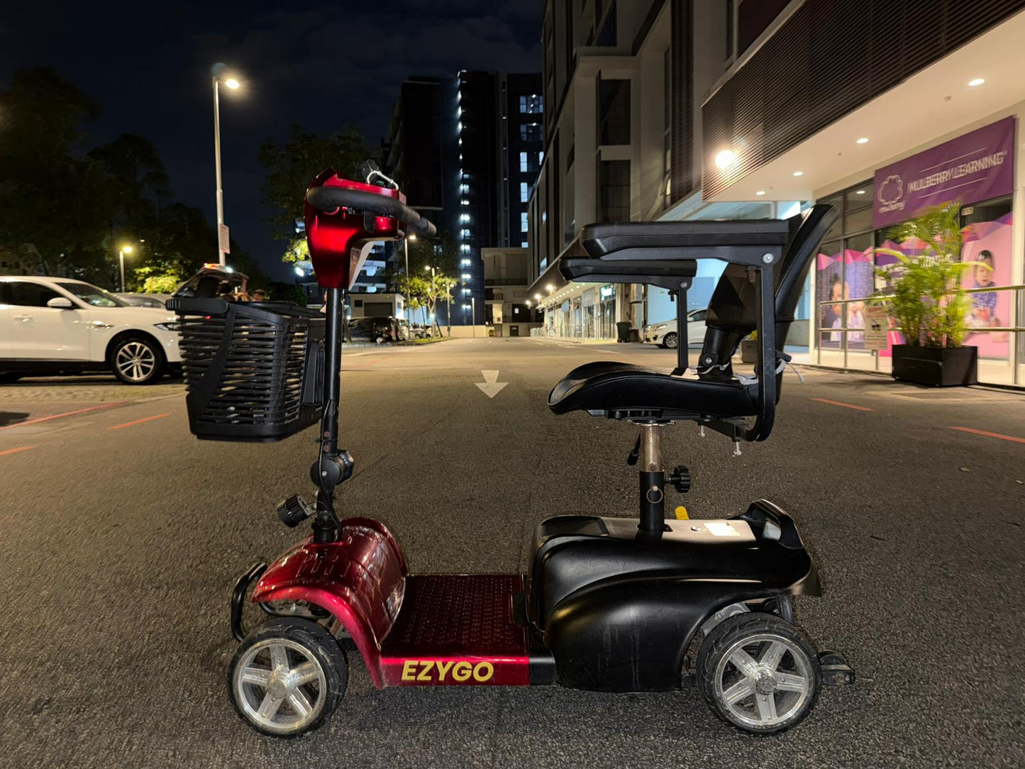 USED Hight Spec EZYGO X20C Foldable PMA 24V 250W l Four Solid Wheel Personal Mobility Aid l Refurbished Set