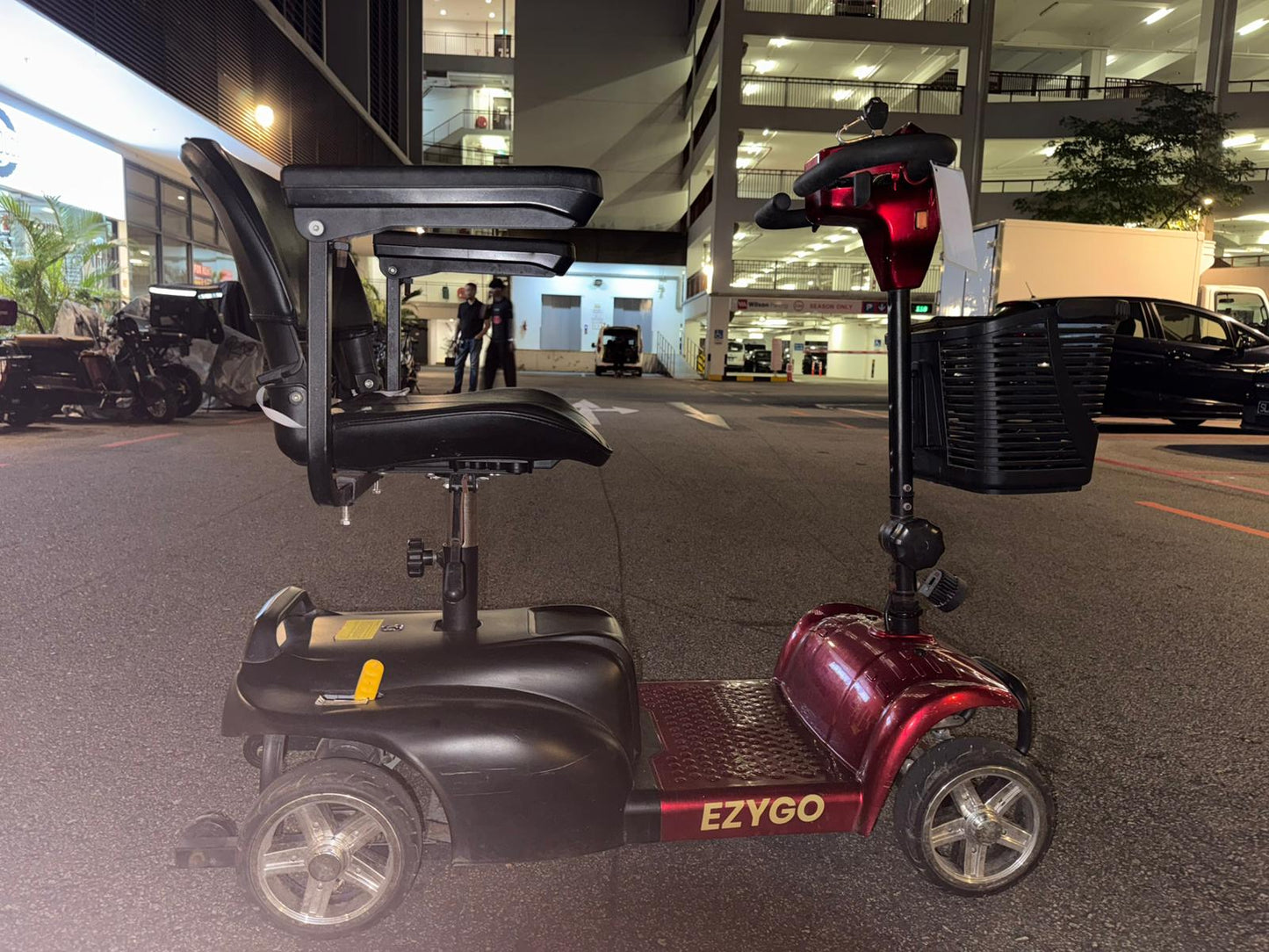USED Hight Spec EZYGO X20C Foldable PMA 24V 250W l Four Solid Wheel Personal Mobility Aid l Refurbished Set