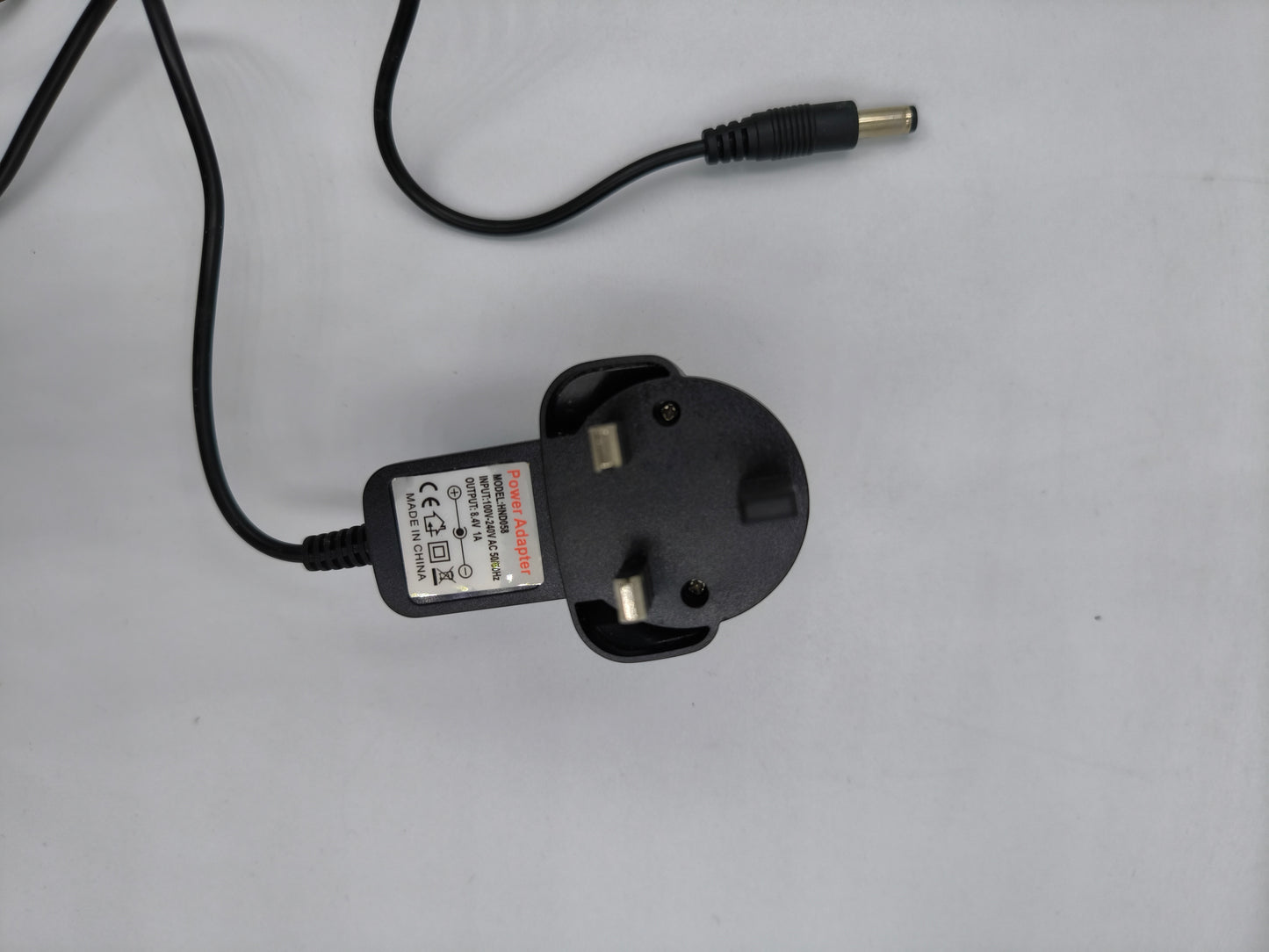 Power Adapter 8.4V1A ( Non Safety Mark )