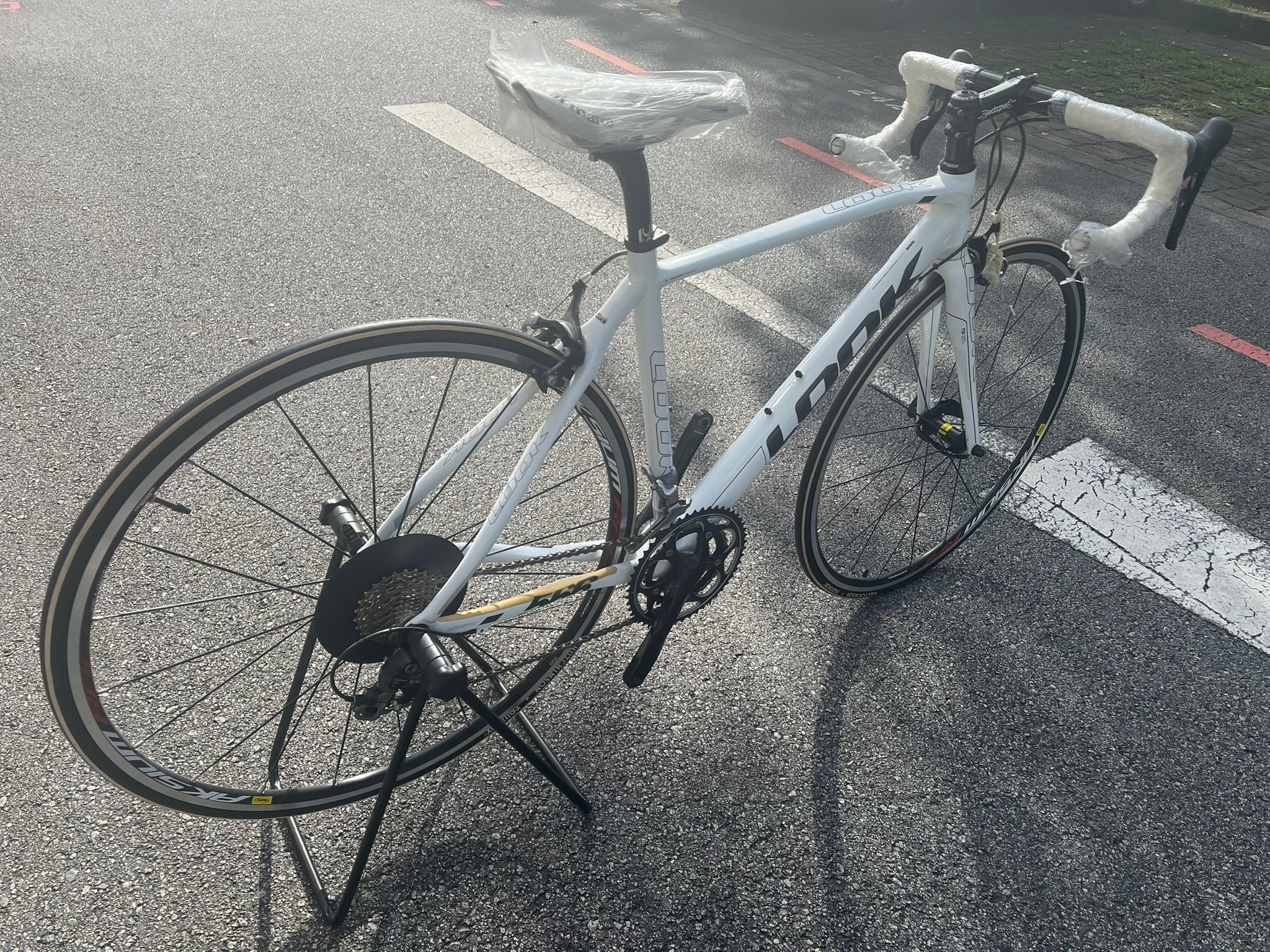 LOOK 566 105 S,XS Road Bicycle – WAREHOUSESG