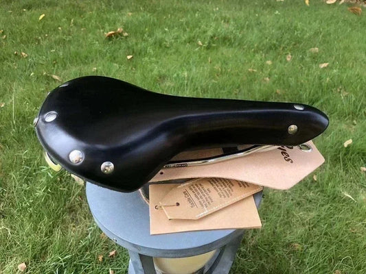 https://ae01.alicdn.com/kf/Sa2081df692994fabb159676b2bbbc5faP/TAIWAN-ORIGINAL-GYES-GS-06-COW-LEATHER-RETRO-CLASSIC-BICYCLE-SADDLE-BIKE-SADDLE.jpg