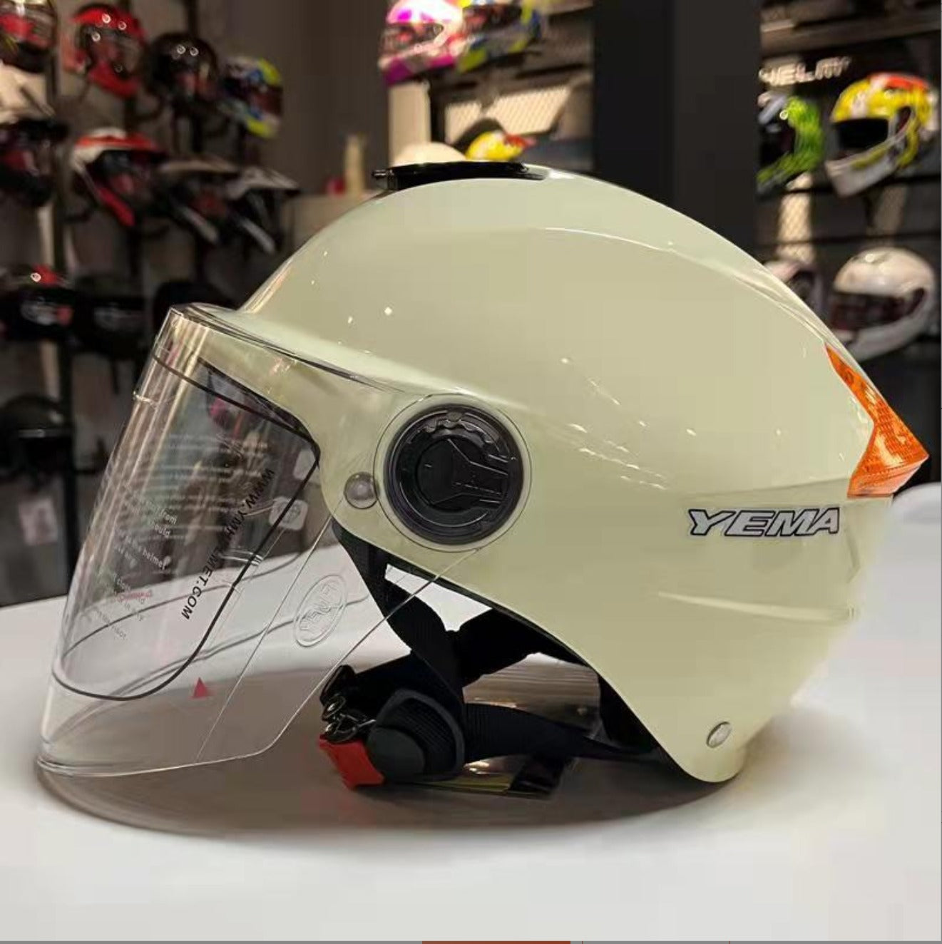 YEMA Helmet 335S E-bike/Bicycle Helmet/ Visor helmet